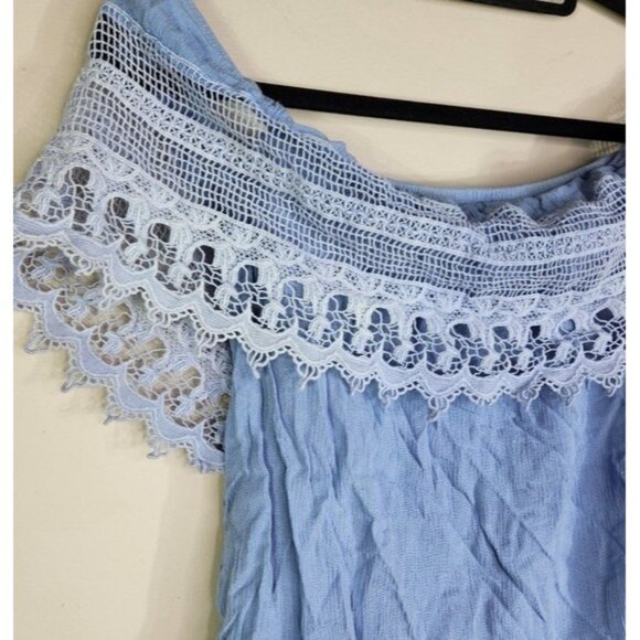 Socialite Off Shoulder Crochet Rayon loose fit relaxed Top Size M - Picture 2 of 5